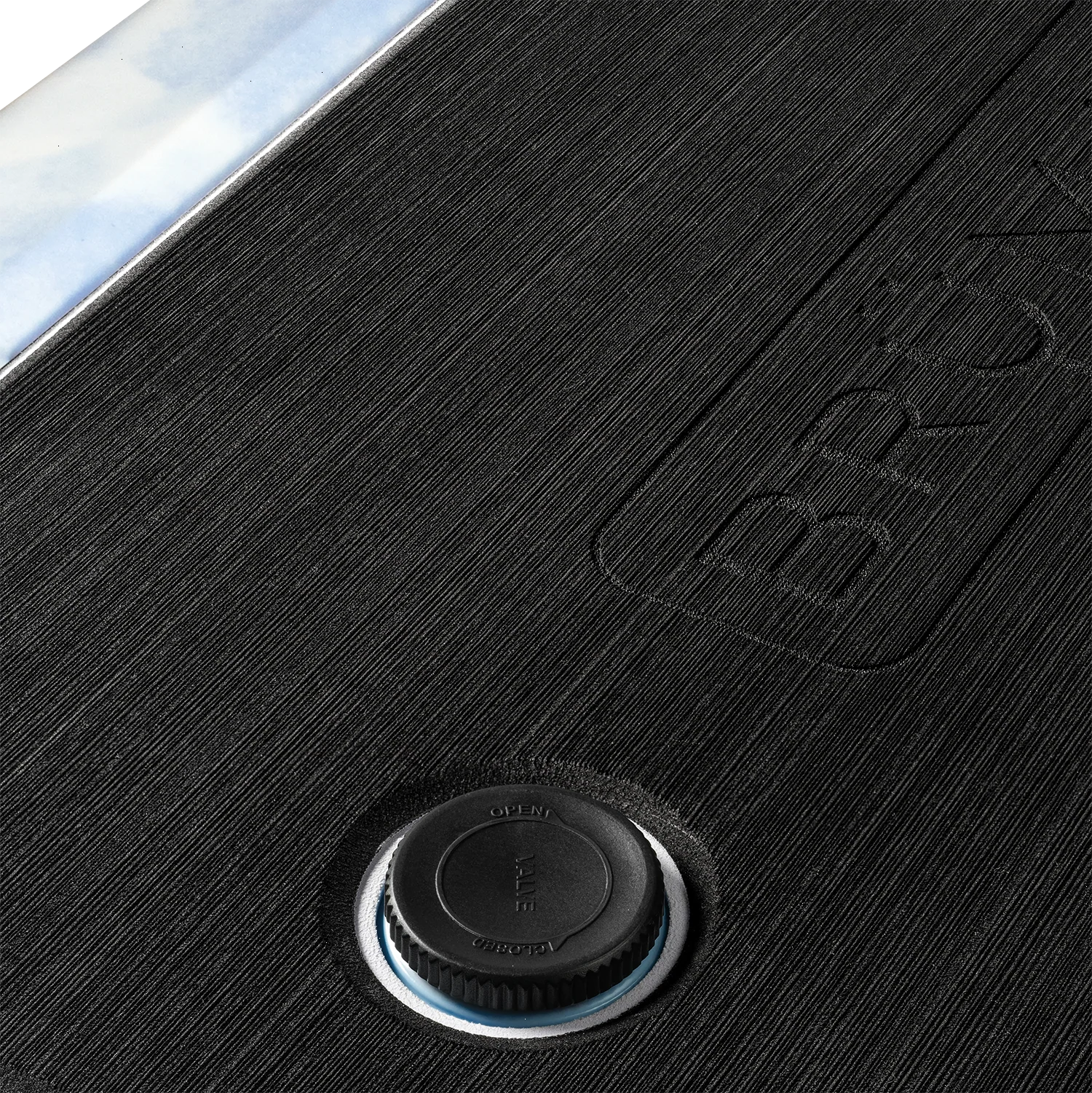 2308_files_brutank-light-blue-white-swirl-vent